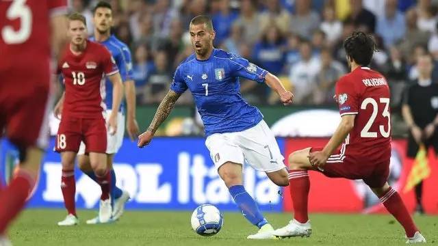 他们凭借更 他们凭借更